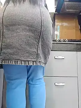 Snapshot of Manpreet_kaur21 chatting on January 2025 12:21:01 PM Manpreet kaur21 online show from January 2025 12:21:01 PM