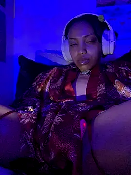 KimiAqua online show from October 2025 10:32:02 PM