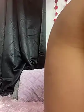 AnnaRosse1 online show from February 2025 07:27:02 PM