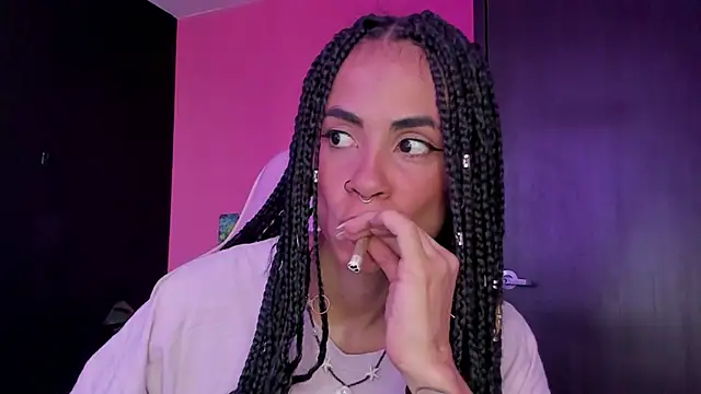 Juanadearco5 online show from December 2024 07:14:01 PM