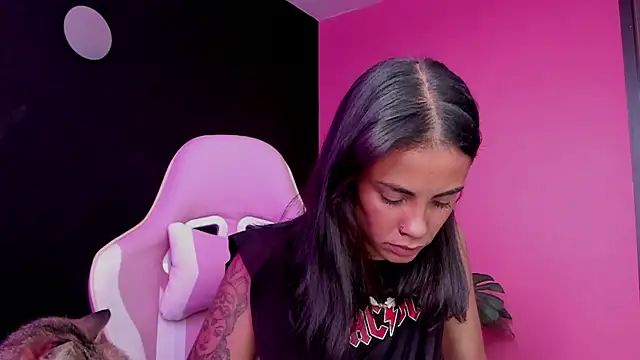 Juanadearco5 online show from March 2025 03:07:02 PM