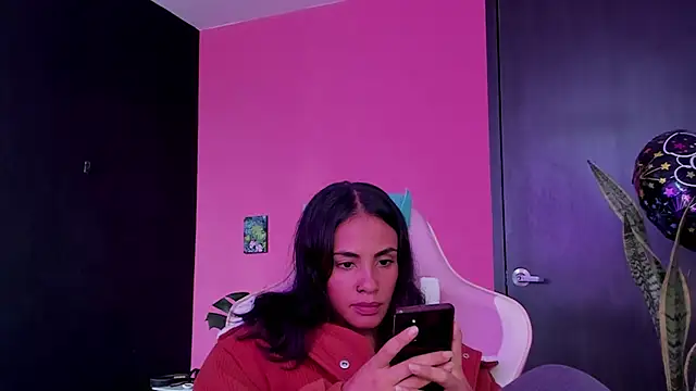 Juanadearco5 online show from March 2025 02:51:02 PM