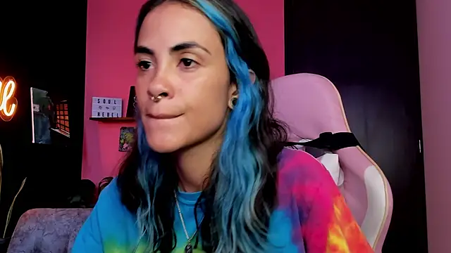 Juanadearco5 online show from October 2025 07:14:02 PM