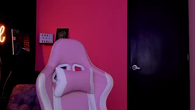 Juanadearco5 online show from October 2025 02:19:01 PM