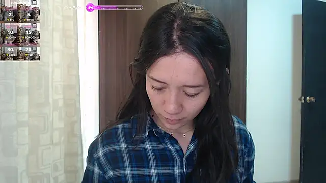 Snapshot of lanna_1878 chatting on January 2025 01:54:01 PM lanna 1878 online show from January 2025 01:54:01 PM