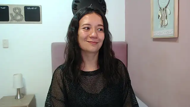 Snapshot of lanna_1878 chatting on March 2025 04:24:01 PM lanna 1878 online show from March 2025 04:24:01 PM