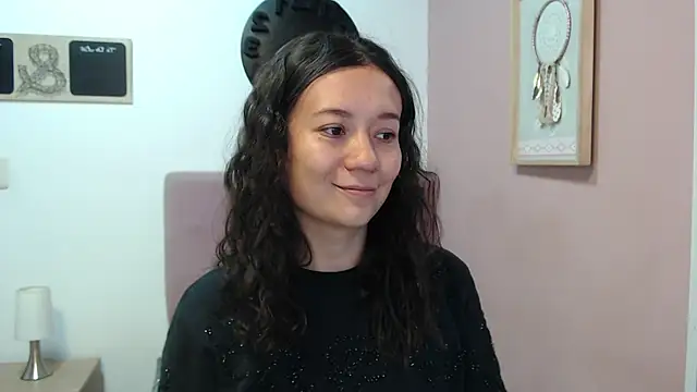 Snapshot of lanna_1878 chatting on March 2025 01:18:01 PM lanna 1878 online show from March 2025 01:18:01 PM