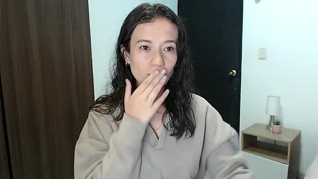 Snapshot of lanna_1878 chatting on September 2025 01:11:02 PM lanna 1878 online show from September 2025 01:11:02 PM