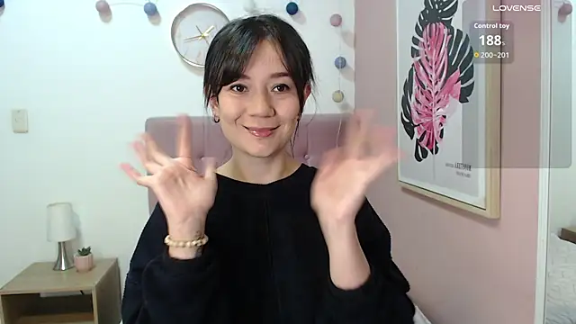 Snapshot of lanna_1878 chatting on September 2025 01:34:01 PM lanna 1878 online show from September 2025 01:34:01 PM