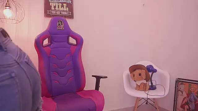 madelyn rose  online show from January 2026 01:51:01 AM