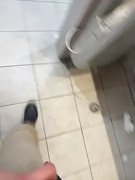 Snapshot of hotisraeli chatting on January 2025 06:17:02 AM hotisraeli online show from January 2025 06:17:02 AM