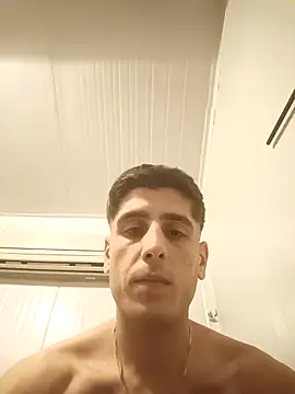 arenn1997 online show from December 2025 10:07:02 PM