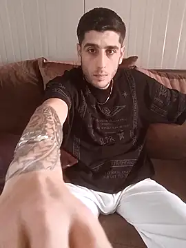 arenn1997 online show from March 2026 12:18:01 PM