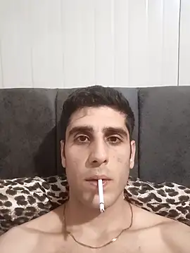 arenn1997 online show from April 2026 12:04:01 AM