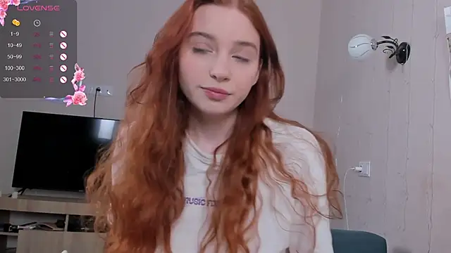 Snapshot of cinnabon_girls chatting on December 2024 09:41:02 PM cinnabon girls online show from December 2024 09:41:02 PM