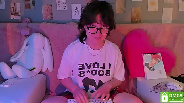 dreamgirllovee online show from February 2025 07:48:01 AM