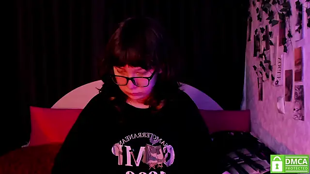 dreamgirllovee online show from November 2025 11:06:01 PM