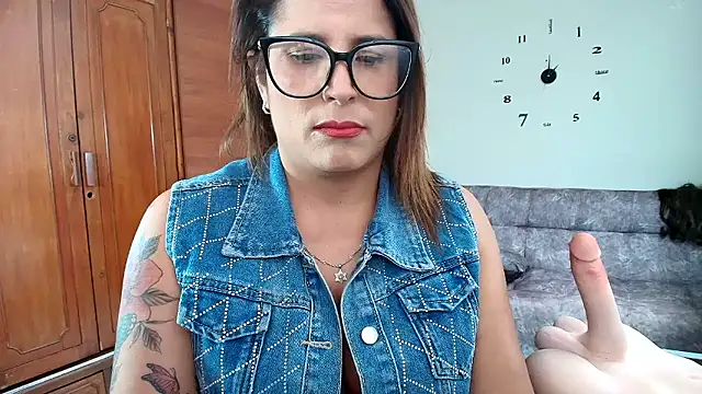 Snapshot of Majo_Soussa chatting on May 2026 01:54:02 PM Majo Soussa online show from May 2026 01:54:02 PM