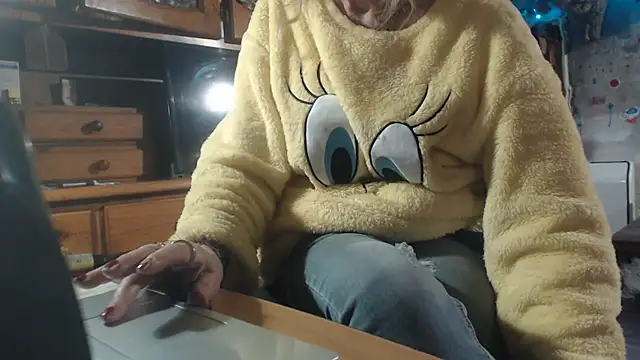 eva2023sexy online show from February 2026 12:01:01 PM