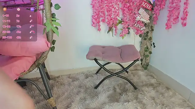 Snapshot of Amy-Skinny chatting on March 2025 11:03:01 AM Amy-Skinny online show from March 2025 11:03:01 AM