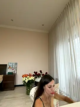 Snapshot of Hott_Lolla chatting on December 2025 09:03:01 AM Hott Lolla online show from December 2025 09:03:01 AM