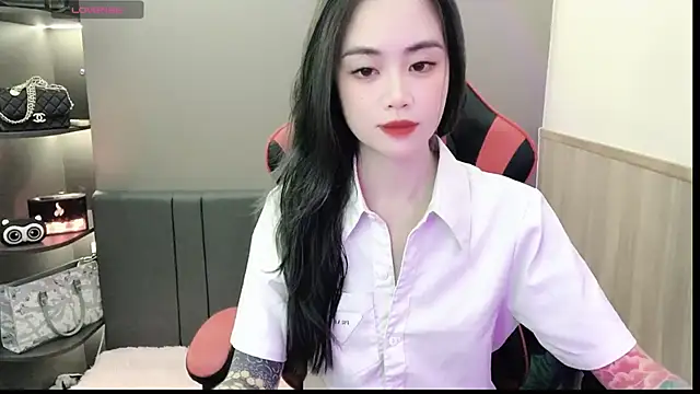 Snapshot of witch-39 chatting on December 2024 07:43:01 AM witch-39 online show from December 2024 07:43:01 AM