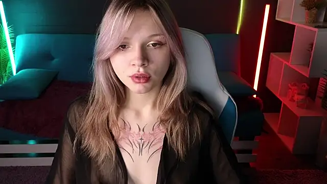 LitaBrom online show from December 2024 10:45:02 AM