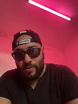 eljefedamino1994 online show from August 2026 03:47:02 PM