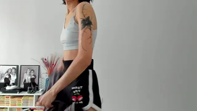 Snapshot of ailey_chao chatting on November 2025 03:28:01 AM ailey chao online show from November 2025 03:28:01 AM