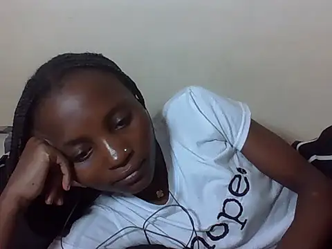 SexyNeedle22 online show from December 2025 07:45:02 PM