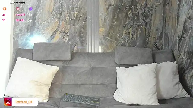 Daviid laidd online show from December 2025 07:54:02 PM