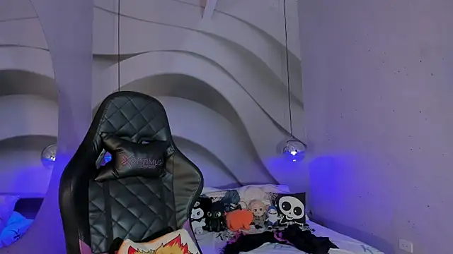 IamNayuta online show from November 2025 08:22:02 PM