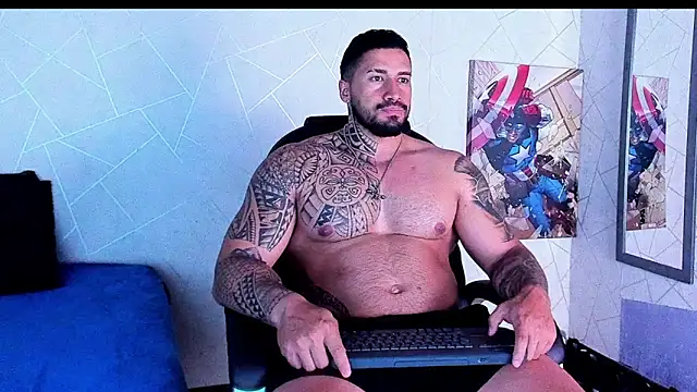 Snapshot of Cristian_Walker chatting on November 2025 11:33:02 AM Cristian Walker online show from November 2025 11:33:02 AM