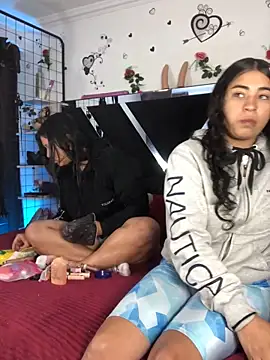 1lovelygirls online show from November 2025 12:17:01 PM