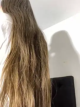 Snapshot of cheryl_cc chatting on March 2025 08:40:01 PM cheryl cc online show from March 2025 08:40:01 PM