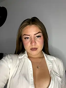 Snapshot of cheryl_cc chatting on September 2025 10:20:01 PM cheryl cc online show from September 2025 10:20:01 PM