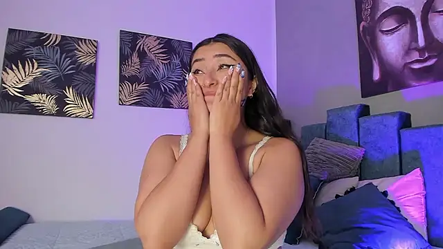 Kathia Morelli online show from January 2026 12:43:01 PM