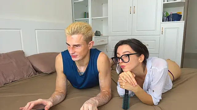 Morning Stars online show from December 2025 03:01:02 AM