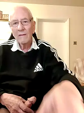 cutaboverest online show from April 2026 09:17:02 PM