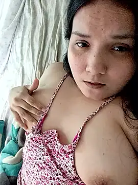 Bebecita93 online show from November 2025 07:57:01 PM