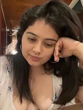 Snapshot of Stephania_18 chatting on September 2025 08:08:02 PM Stephania 18 online show from September 2025 08:08:02 PM