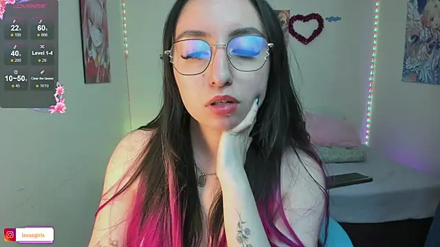 Snapshot of Julieta_cott chatting on October 2025 03:24:02 AM Julieta cott online show from October 2025 03:24:02 AM