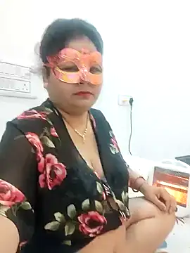 Snapshot of BBW_HOT_COUPLE chatting on January 2025 07:43:02 AM BBW HOT COUPLE online show from January 2025 07:43:02 AM