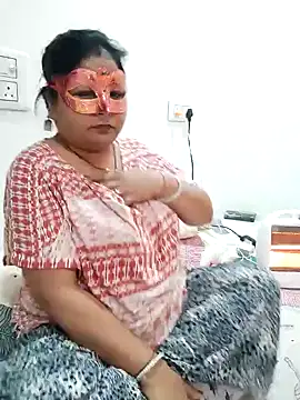 Snapshot of BBW_HOT_COUPLE chatting on January 2025 05:27:01 PM BBW HOT COUPLE online show from January 2025 05:27:01 PM