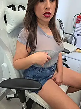 GatitaXD27 online show from February 2026 10:15:02 AM