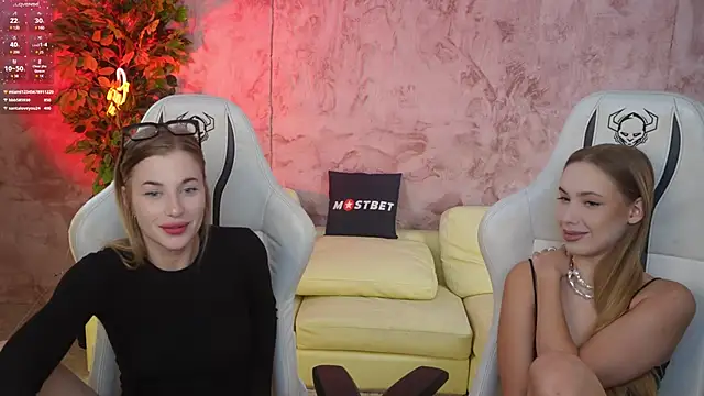 Linda054 online show from December 2024 04:58:01 PM