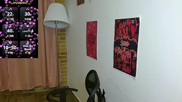 Snapshot of emitaa17228o chatting on March 2025 12:05:01 AM emitaa17228o online show from March 2025 12:05:01 AM