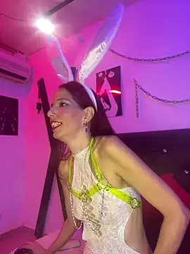 Little Naughtty online show from April 2026 03:53:01 PM