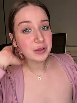 nerdynina online show from February 2025 11:54:01 PM