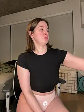 nerdynina online show from March 2025 12:10:02 AM